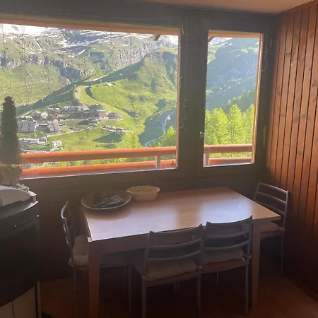 Coquille Cielo Alto Cervinia Apartment *