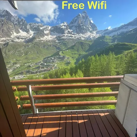 Coquille Cielo Alto Cervinia Apartment *